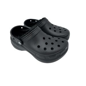 Womens 6 Black Classic Lined Clog Houseshoe crocs winter fuzzy fur NWT